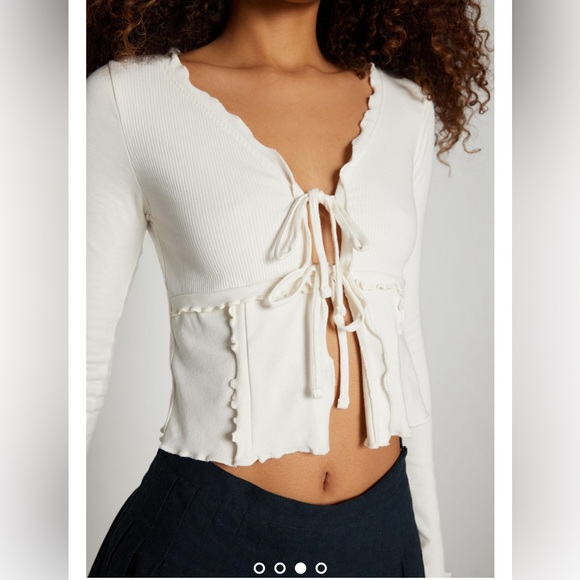 BDG Tops - BDG Kimchi Blue Melissa Tie-Front Top in IVORY